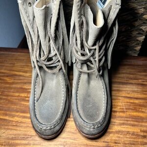 FRYE Tan Leather Suede Fringe Bohemian Heeled Lace up Parker Boot SIZE 9